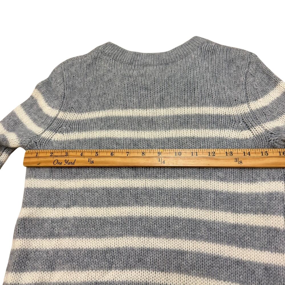 AQUA 100% Cashmere Gray/White Striped Crewneck Women Classic Sweater Top XS - Picture 6 of 6
